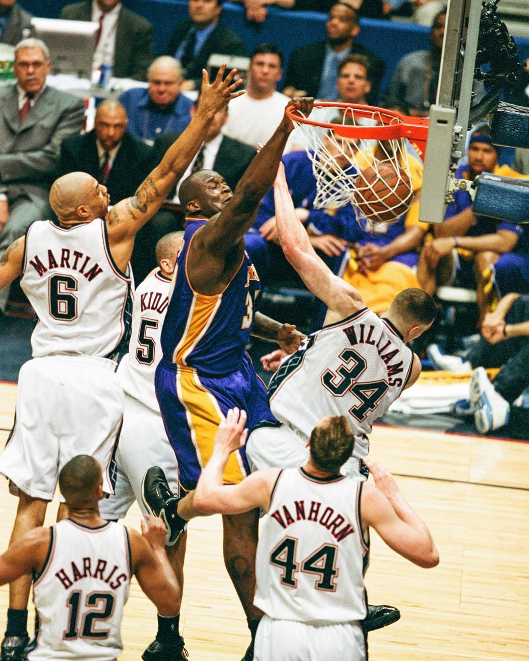 团队需要通 团队需要通