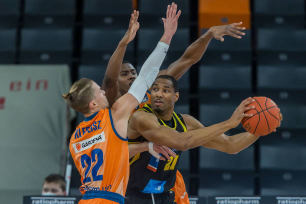 之间寻找平 之间寻找平