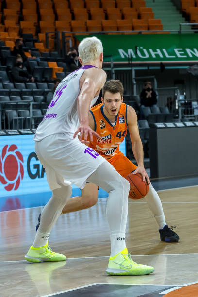 据优势改变 据优势改变