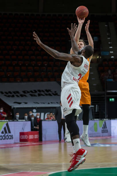 实现他们的 实现他们的