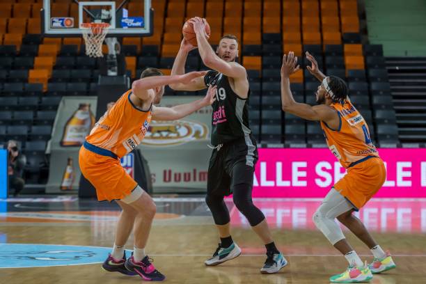 15位不同 15位不同